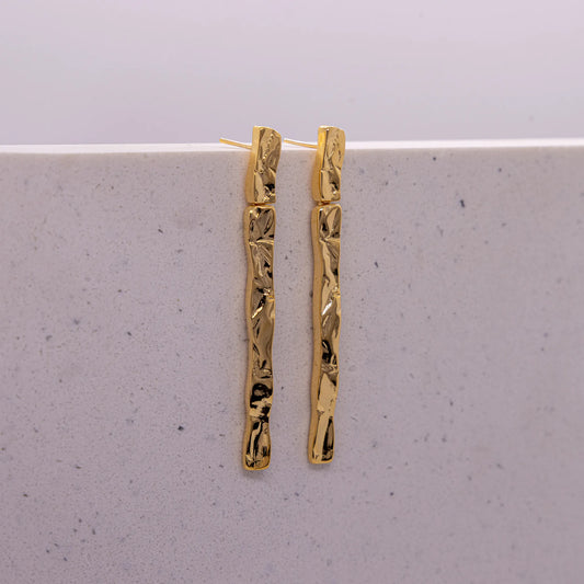 Brinco Comprido Dourado