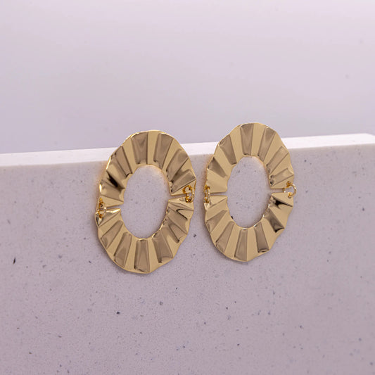 Brinco Oval Maior Dourado