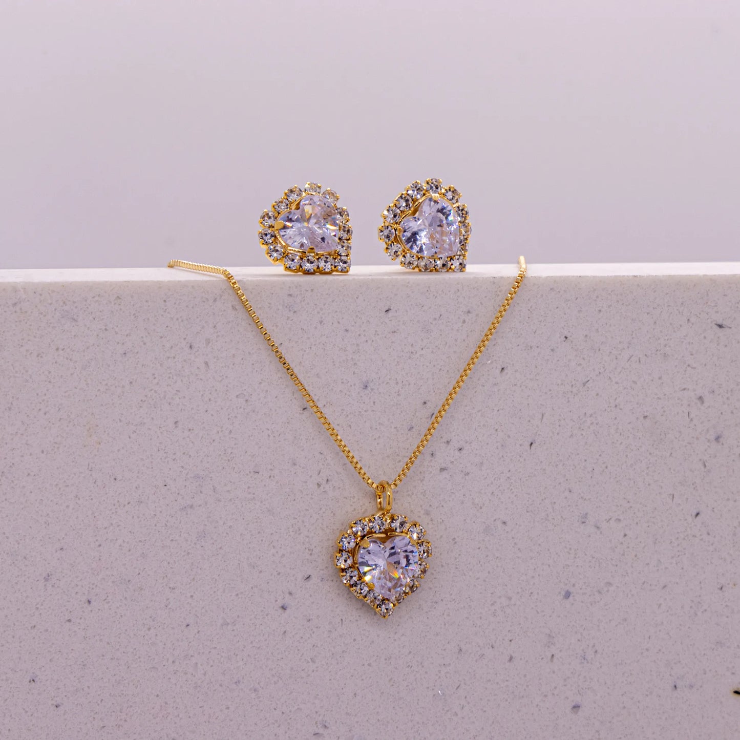 Conjunto Ponto De Luz Com Strass E Coração