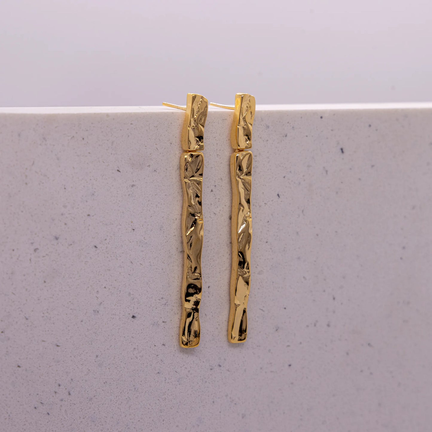 Brinco Comprido Dourado