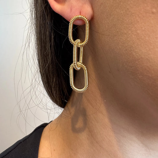 Brinco Corrente Dourado