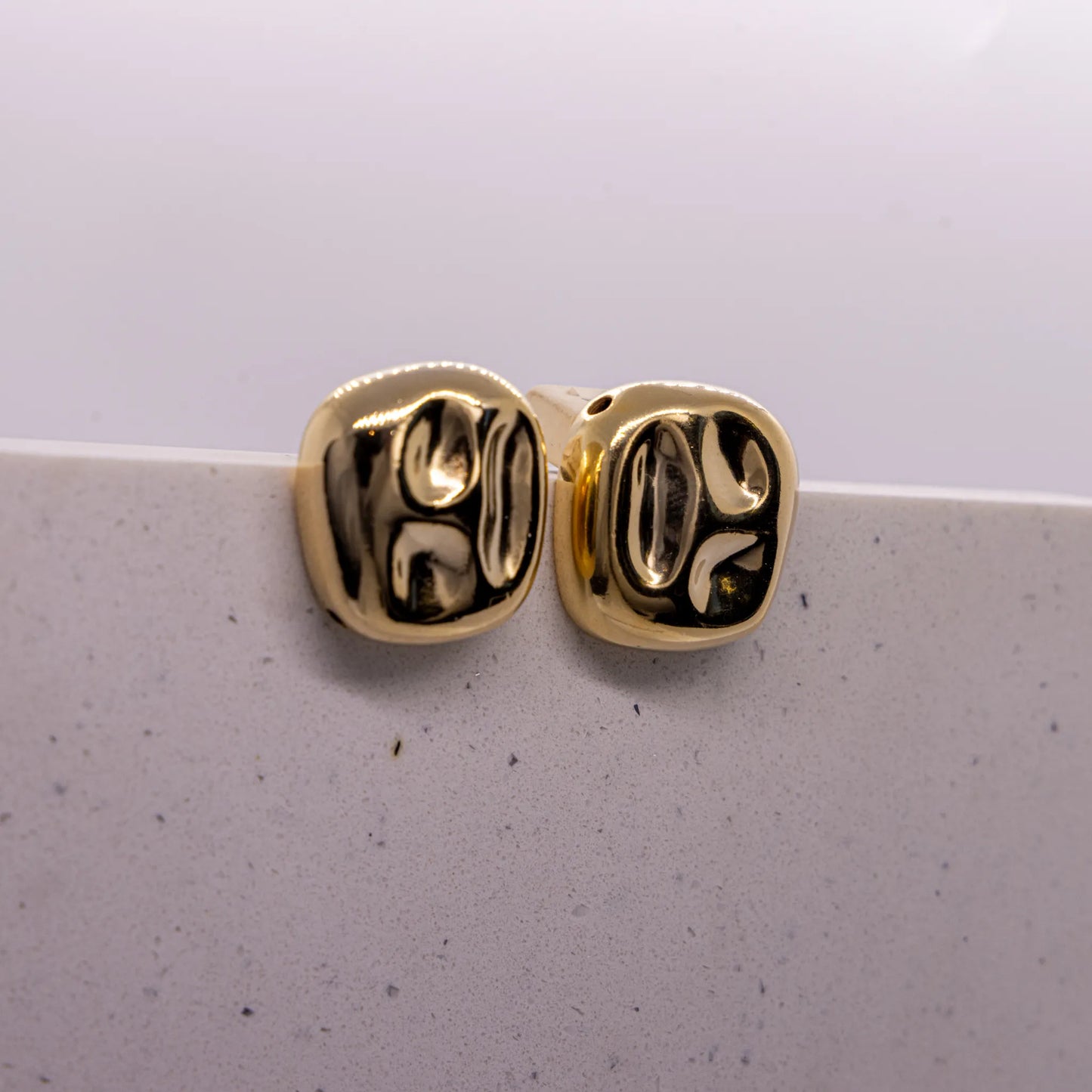 Brinco Pastilha Dourado