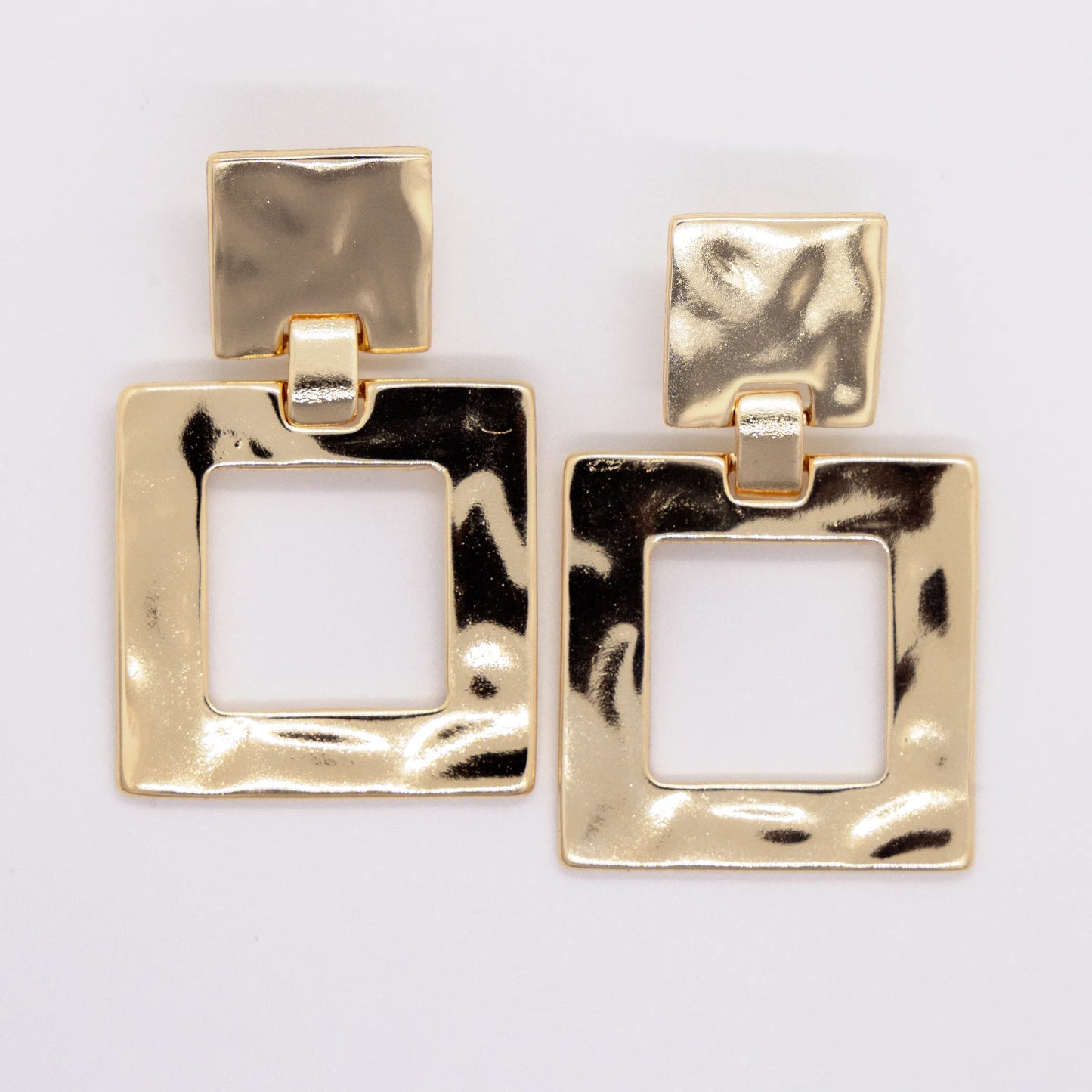 Brinco Quadrado Dourado