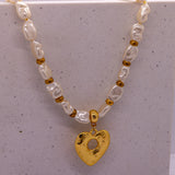 Colar Coração Madre Perola