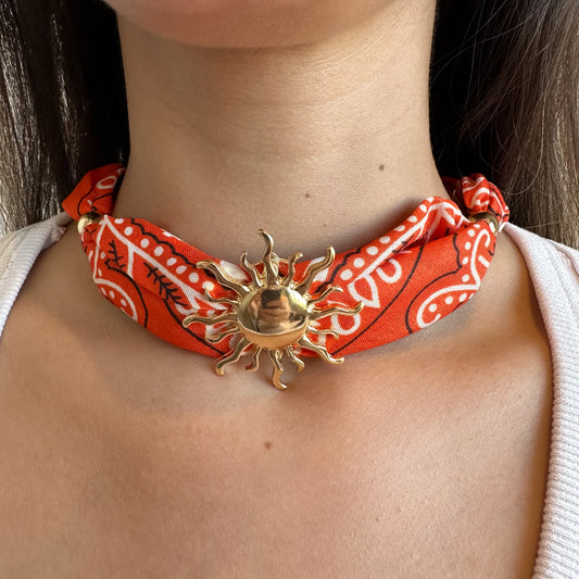 Colar Lenço Laranja
